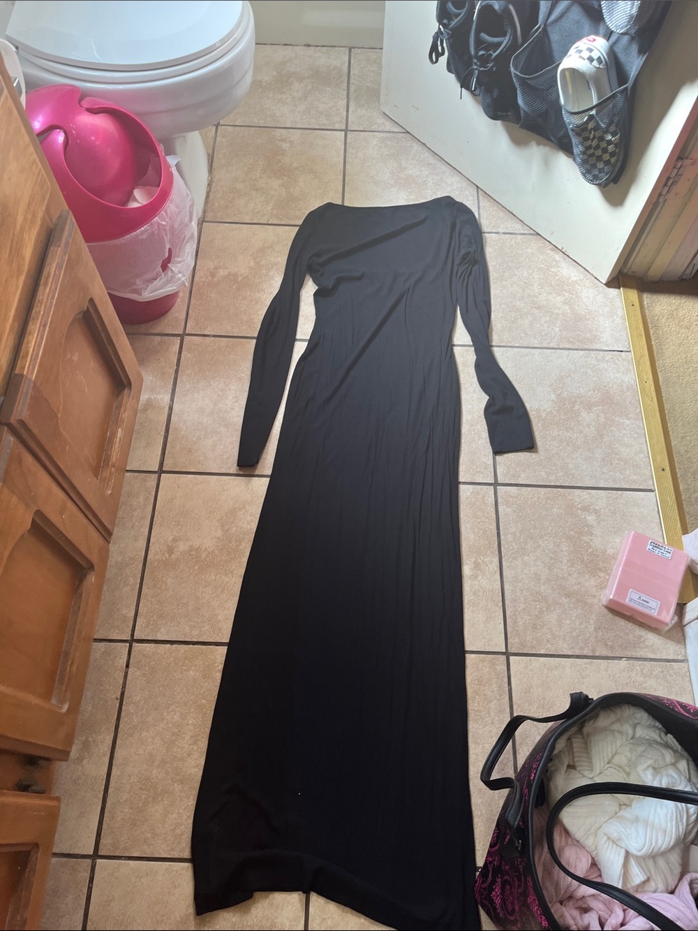 SKIMS Black Long-Sleeve Maxi Dress - Picture 4 of 4